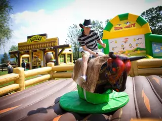 Park Atrakcji Country Zagroda - Organizacja Imprez, Pikników, Festynów