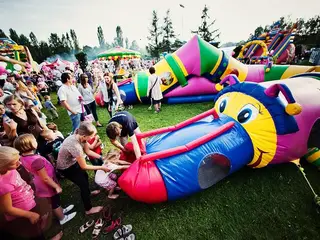 Gąsienica megi - Organizacja Imprez, Pikników, Festynów