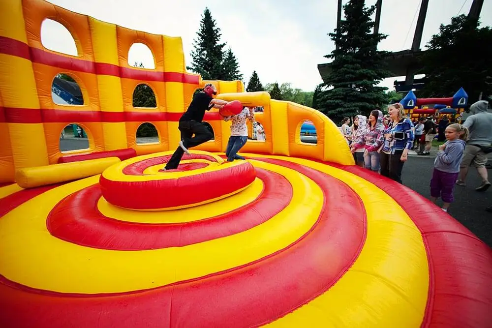 Gladiatorzy - Coloseum - Organizacja Imprez, Pikników, Festynów