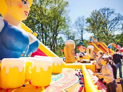 Helga - Zestaw Tematyczny Oktoberfest - Organizacja Imprez, Pikników, Festynów