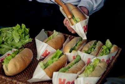 Hot-dog amerykański - DANIA UZUPEŁNIAJĄCE - Organizacja imprez plenerowych, masowych