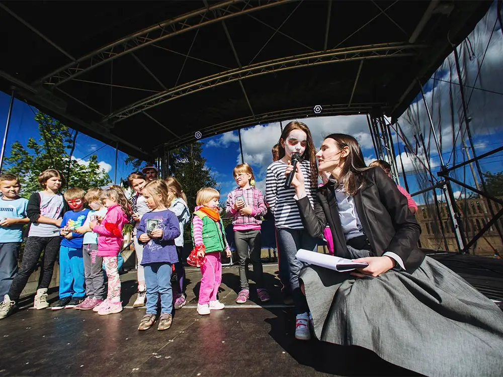 Konferansjer sceniczny - Organizacja Imprez, Pikników, Festynów