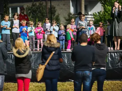 Konferansjer sceniczny - Profesjonalna organizacja imprez - zdjęcie 4