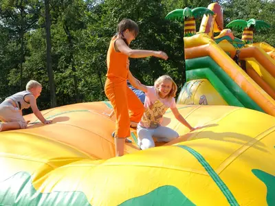 Miękka góra - Park Atrakcji Jaskiniowcy - Organizacja Imprez, Pikników, Festynów