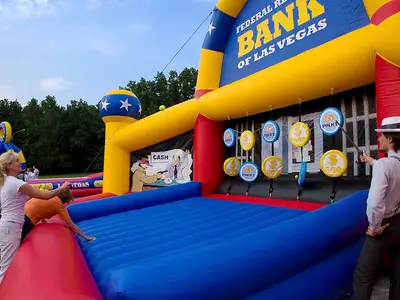 Napad na bank - Zestaw Tematyczny Las Vegas - Organizacja Imprez, Pikników, Festynów