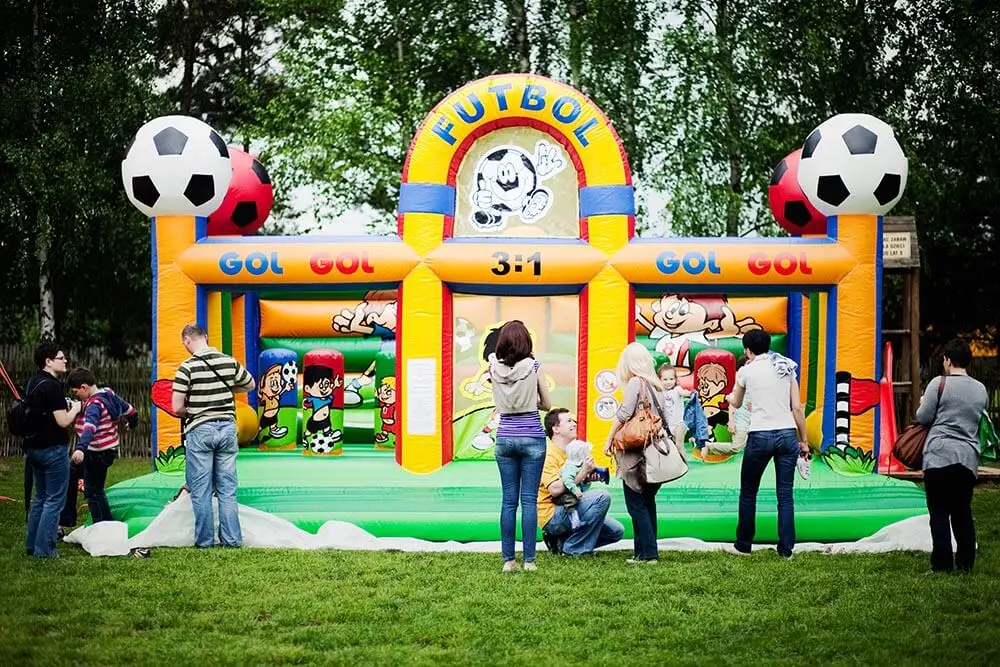 Plac zabaw „Futbol” - Organizacja Imprez, Pikników, Festynów