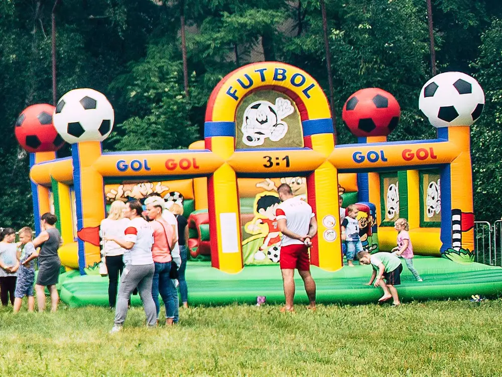 Plac zabaw „Futbol” - zdjęcie 2 - Organizacja Imprez, Pikników, Festynów