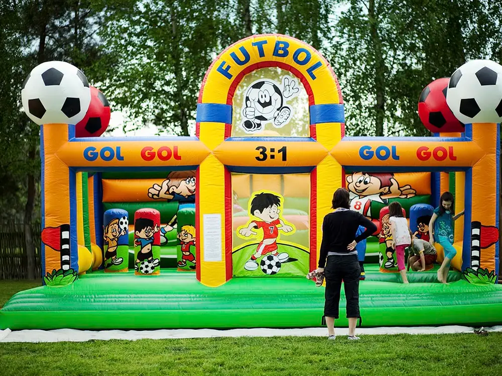 Plac zabaw „Futbol” - zdjęcie 4 - Organizacja Imprez, Pikników, Festynów