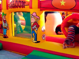 Plac zabaw „Western” - Organizacja Imprez, Pikników, Festynów