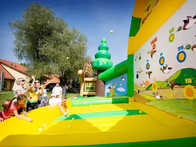 Polowanie na kaczki - Park Atrakcji Country Zagroda - Organizacja Imprez, Pikników, Festynów