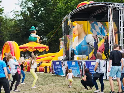 Profesjonalna scena estradowa - Profesjonalna organizacja imprez - zdjęcie 1