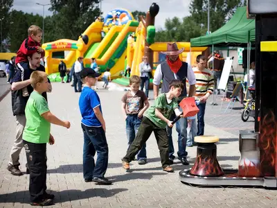 Siłomierz młot - Park Atrakcji Country Alaja - Organizacja Imprez, Pikników, Festynów
