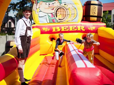 Sprężynująca Lina - Park Atrakcji Oktoberfest - Organizacja Imprez, Pikników, Festynów