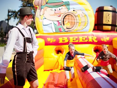 Sprężynująca Lina - Park Atrakcji Oktoberfest - Organizacja Imprez, Pikników, Festynów
