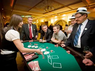 Stół do zabawy w Black Jack’a z obsługą kupiera - Organizacja Imprez, Pikników, Festynów