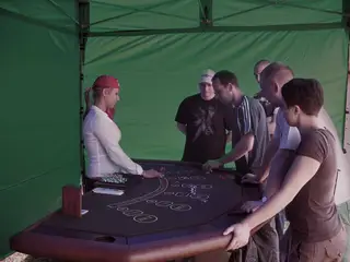 Stół do zabawy w kości z obsługą krupiera - Organizacja Imprez, Pikników, Festynów