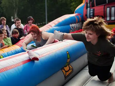 Atrakcje na pikniki firmowe - strefa rywalizacji i konkursów