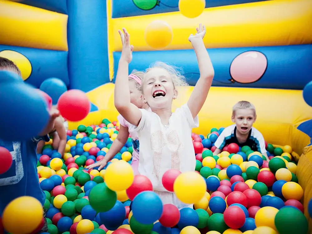 Suchy Basen „Julia” - zdjęcie 2 - Organizacja Imprez, Pikników, Festynów