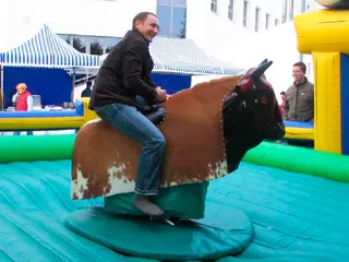 Symulator byk rodeo buffalo - Organizacja Imprez, Pikników, Festynów