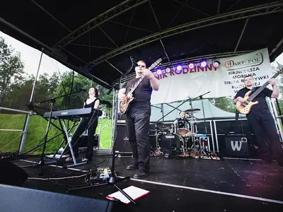 Zespół muzyczny Dekadenc - Profesjonalna organizacja imprez - zdjęcie 1