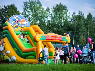 Zjeżdżalnia Alaja - Park Atrakcji Country Alaja - Organizacja Imprez, Pikników, Festynów