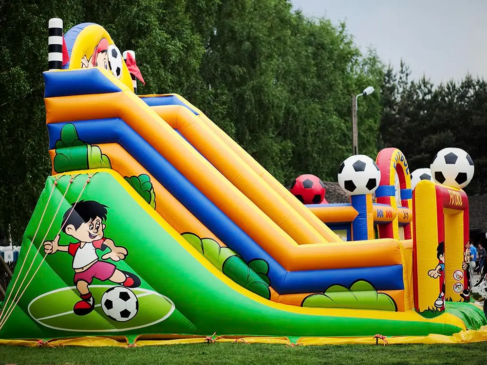 Zjeżdżalnia Futbol - zdjęcie 4 - Organizacja Imprez, Pikników, Festynów