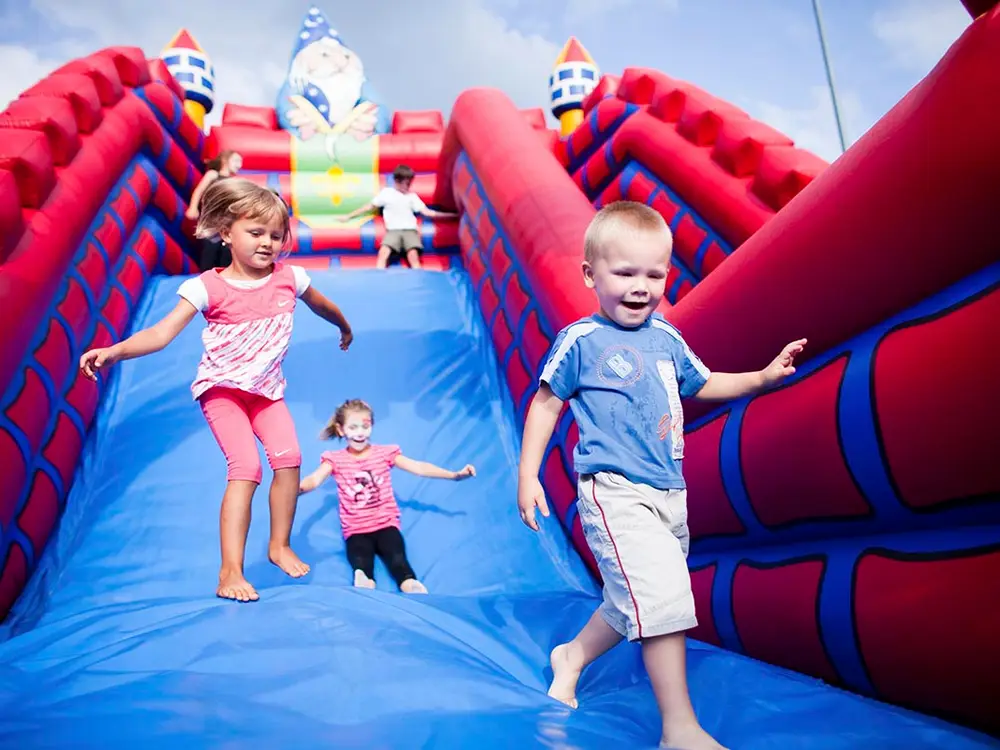 Zjeżdżalnia Merlin - zdjęcie 2 - Organizacja Imprez, Pikników, Festynów